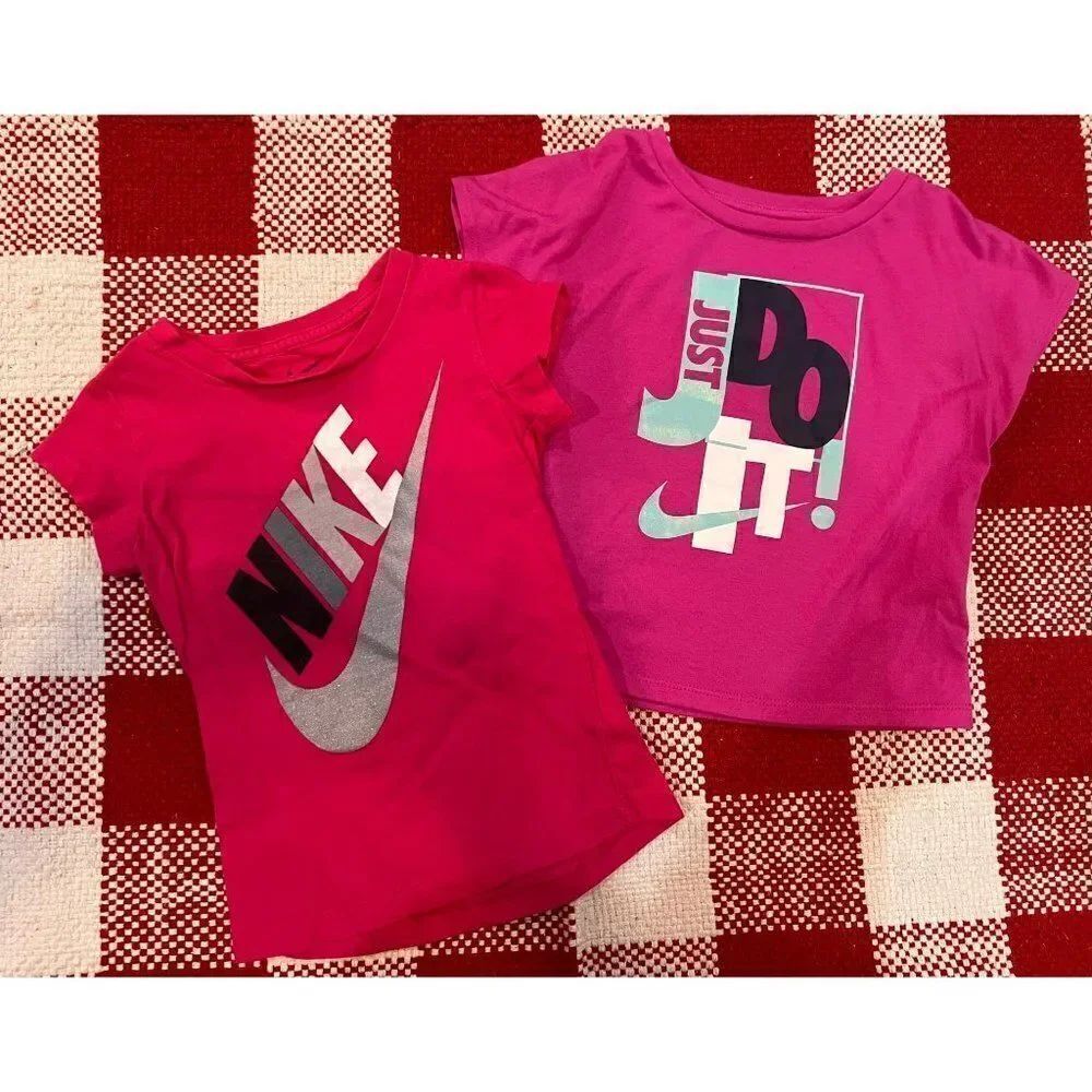 Graphic Girls Nike Short Sleeve Top Bundle (4T)